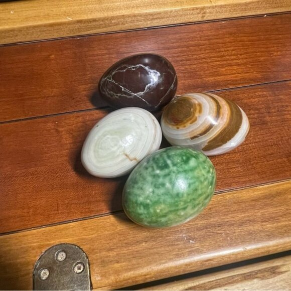 Vintage Marble Alabaster Onyx Home Decor Eggs Hand carved - Picture 5 of 16